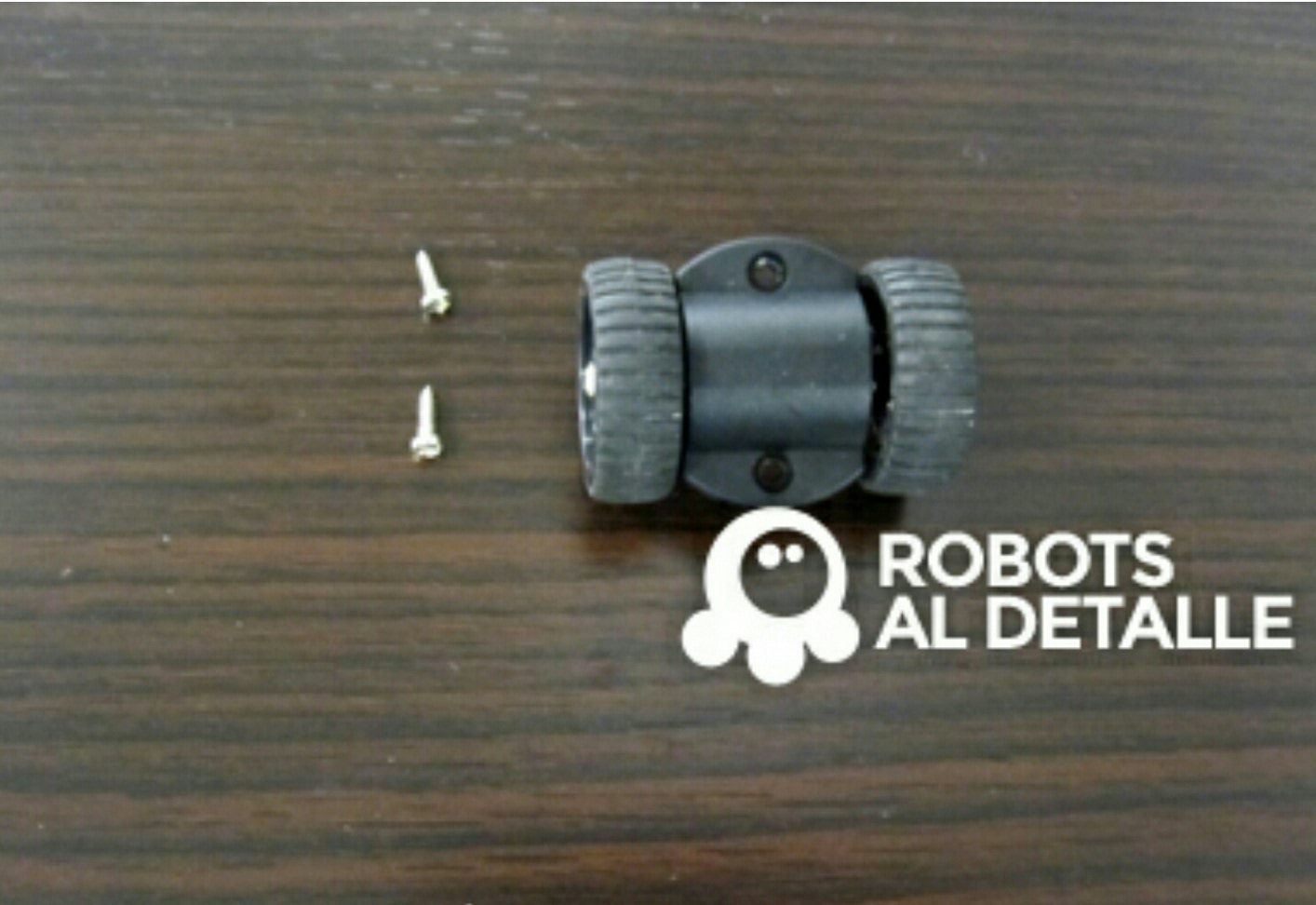 รีวิวหุ่นยนต์ดูดฝุ่น Eazy bots